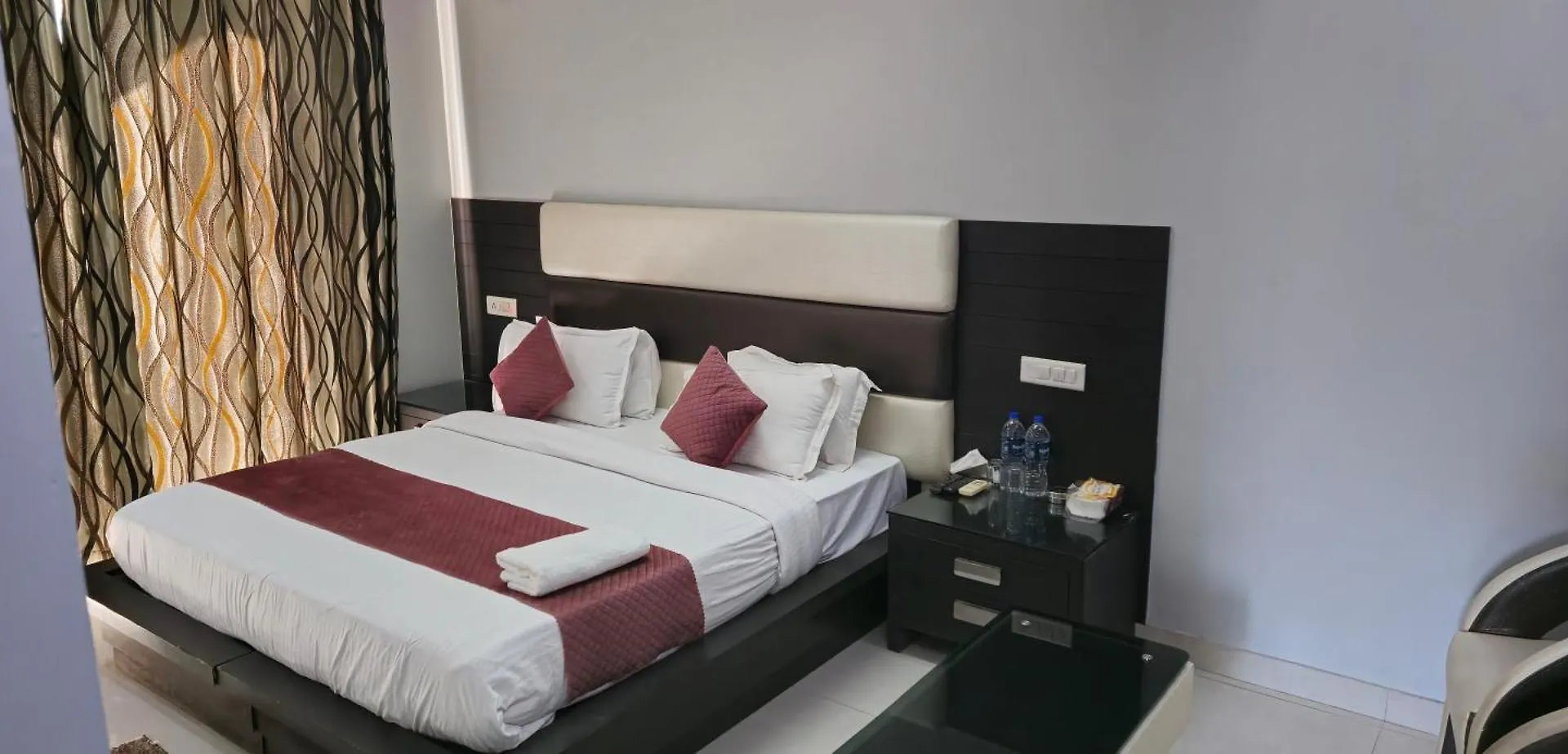 Royal Inn Gurgaon Inde